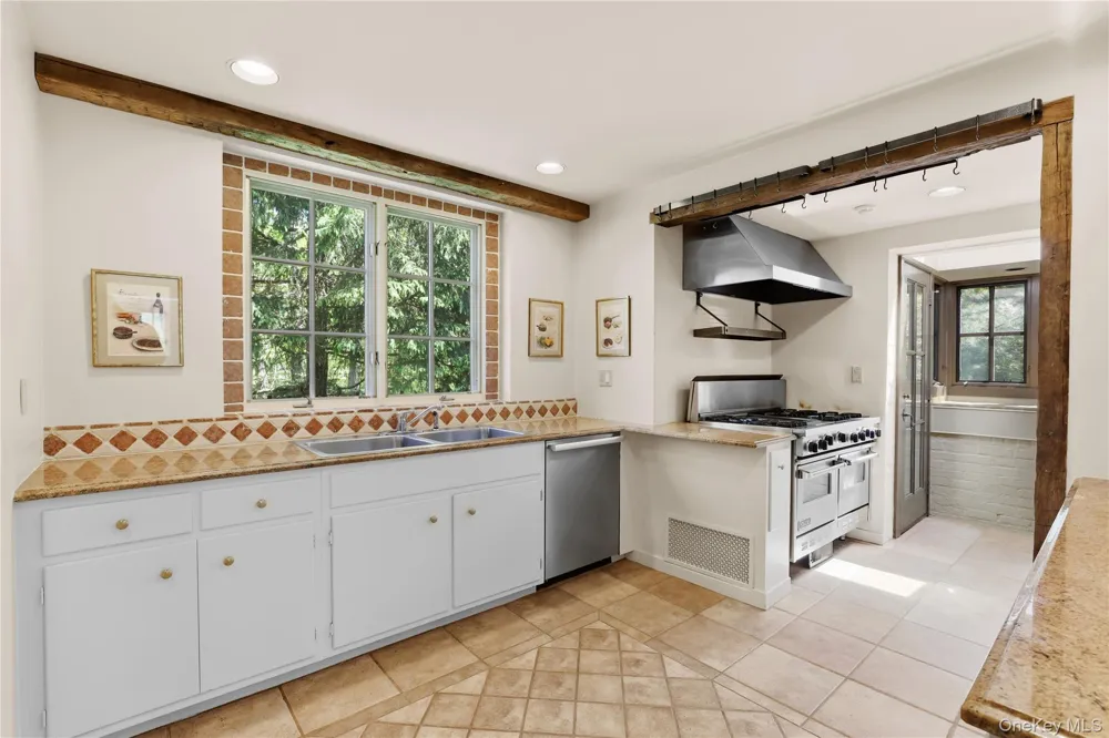 316 Haines Road Bedford Hills, NY 10507