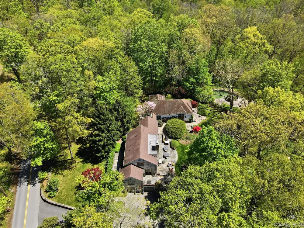 316 Haines Road Bedford Hills, NY 10507