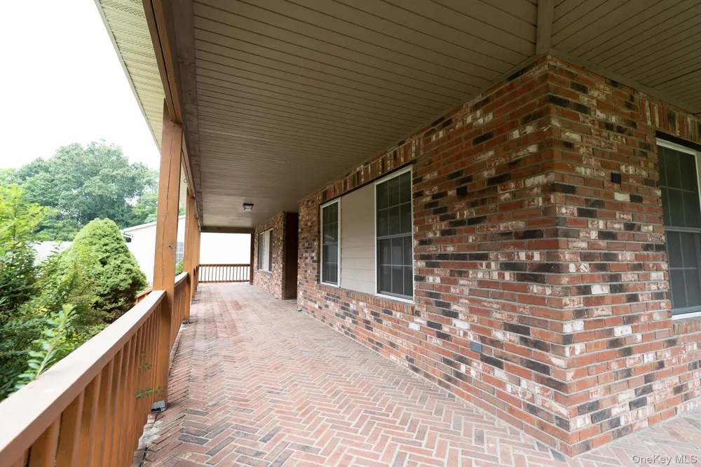 1-18 Willow Way #6 (Locust Lane) Rhinebeck, NY 12572