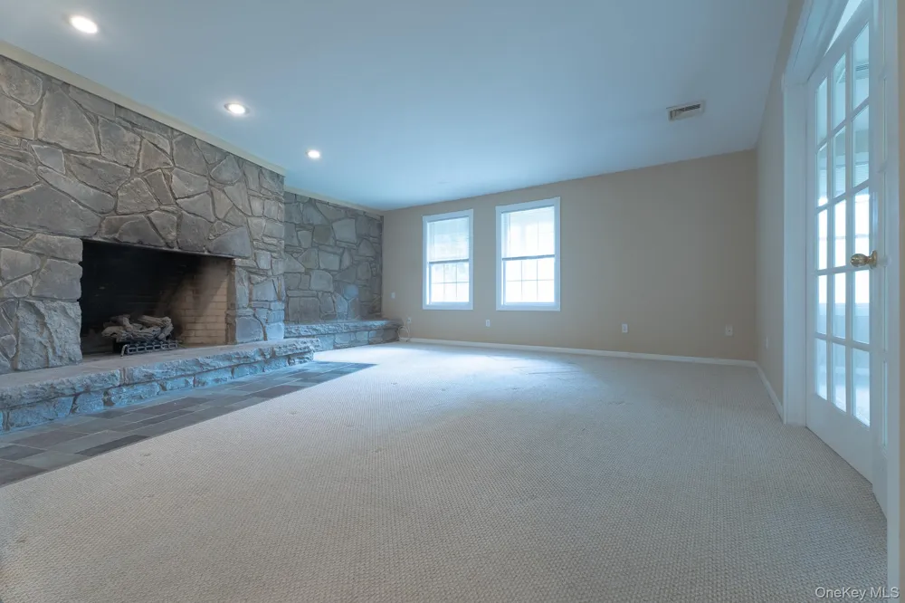1-18 Willow Way #6 (Locust Lane) Rhinebeck, NY 12572
