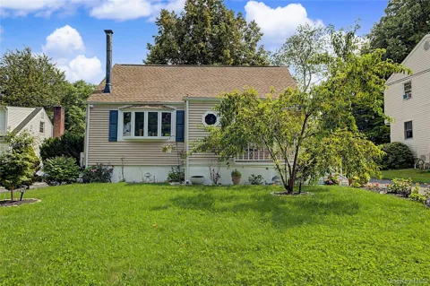 12 Saratoga Road