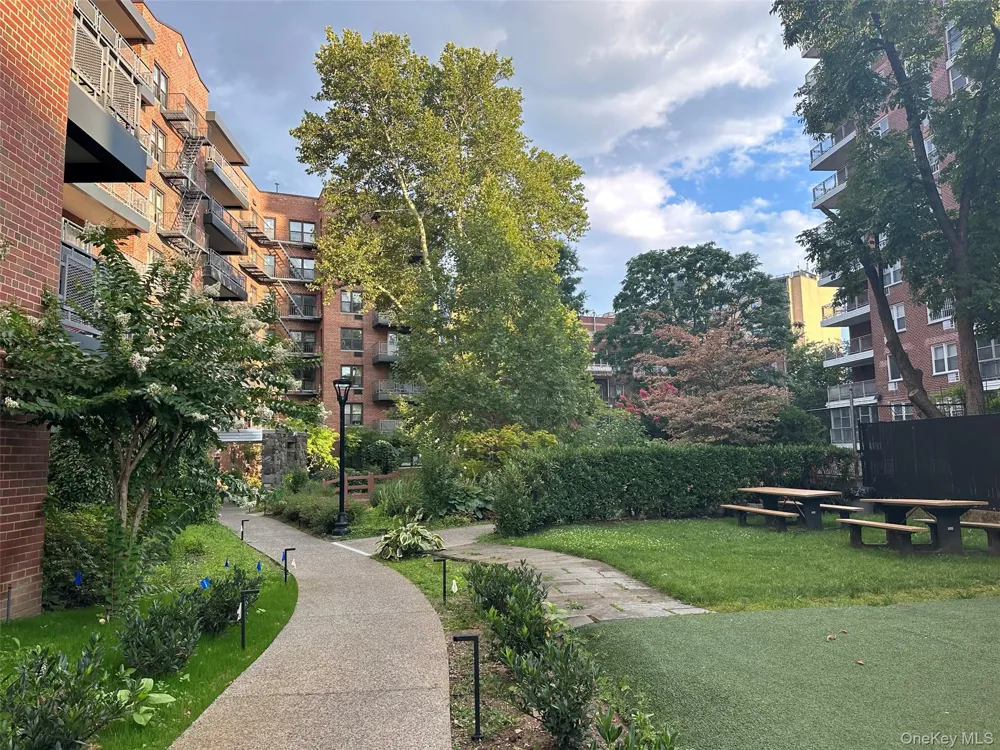8710 51st Avenue #3H Elmhurst, NY 11373