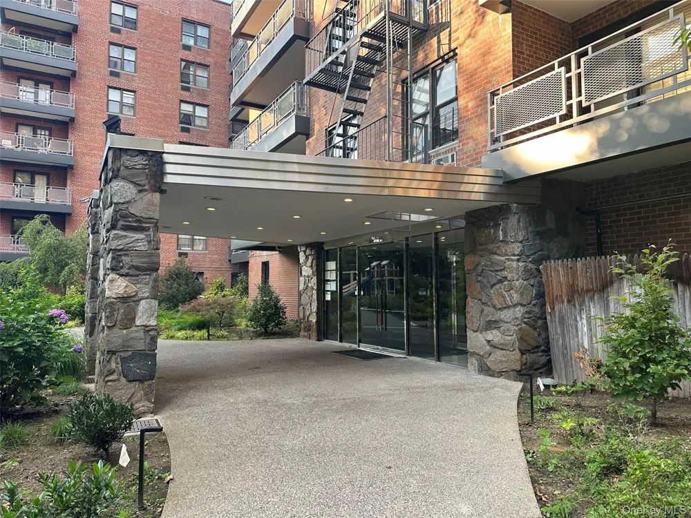 8710 51st Avenue #3H Elmhurst, NY 11373