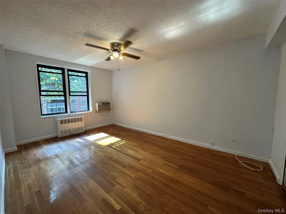 8710 51st Avenue #3H Elmhurst, NY 11373