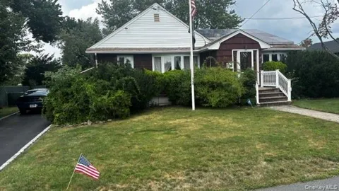 59 FARMERS AVENUE