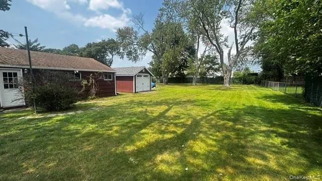 59 FARMERS AVENUE Lindenhurst, NY 11757