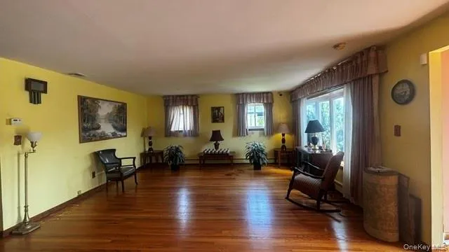 59 FARMERS AVENUE Lindenhurst, NY 11757