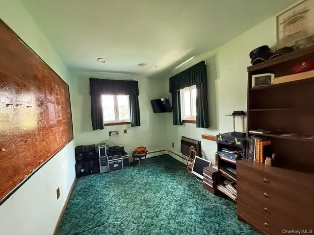 59 FARMERS AVENUE Lindenhurst, NY 11757