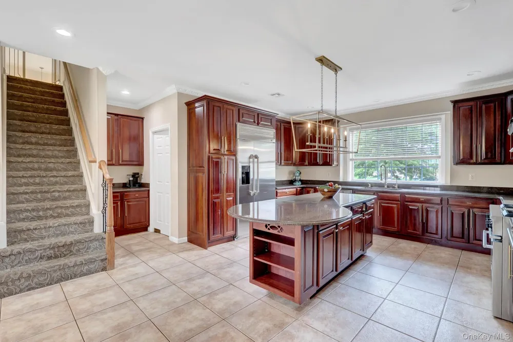 7 Brookline Court Wading River, NY 11792