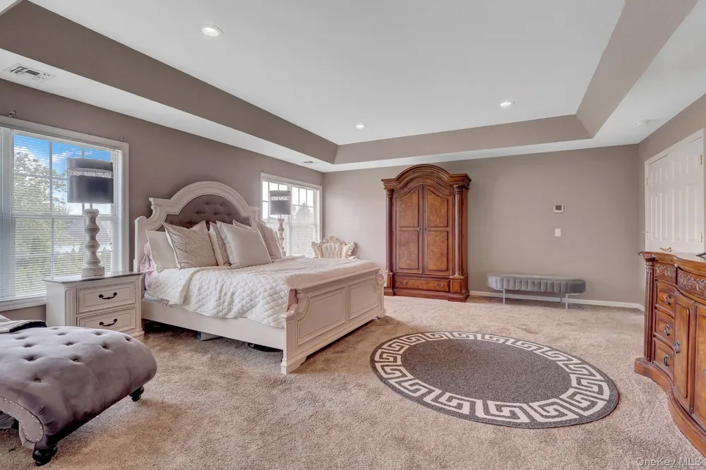 7 Brookline Court Wading River, NY 11792