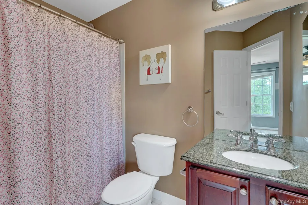 7 Brookline Court Wading River, NY 11792