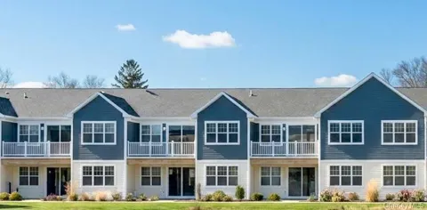 606 Bay View Circle #6