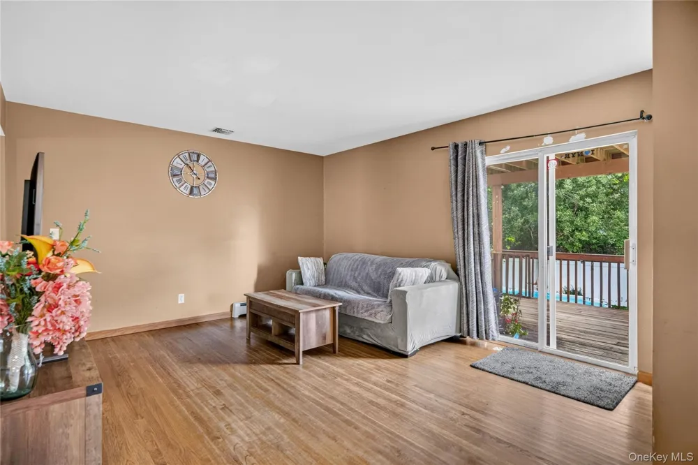 62 Lombardy Drive Shirley, NY 11967