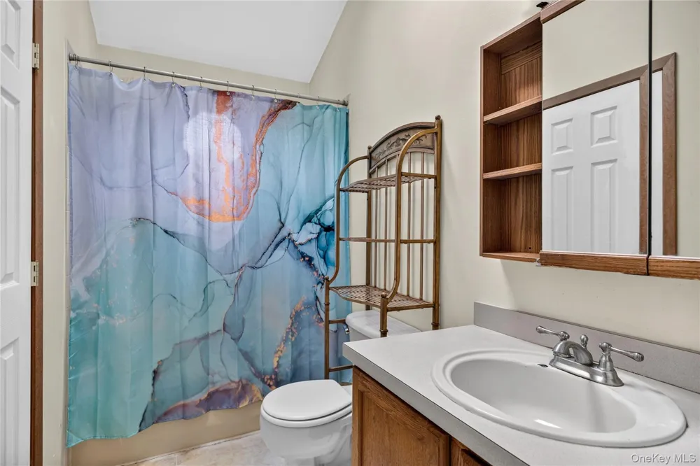 62 Lombardy Drive Shirley, NY 11967
