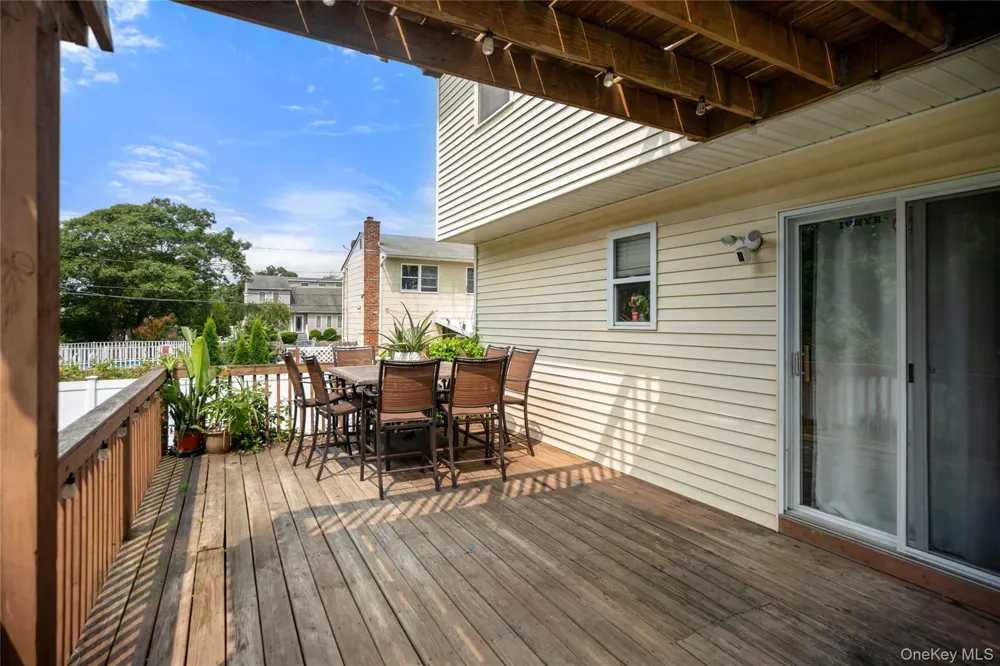62 Lombardy Drive Shirley, NY 11967