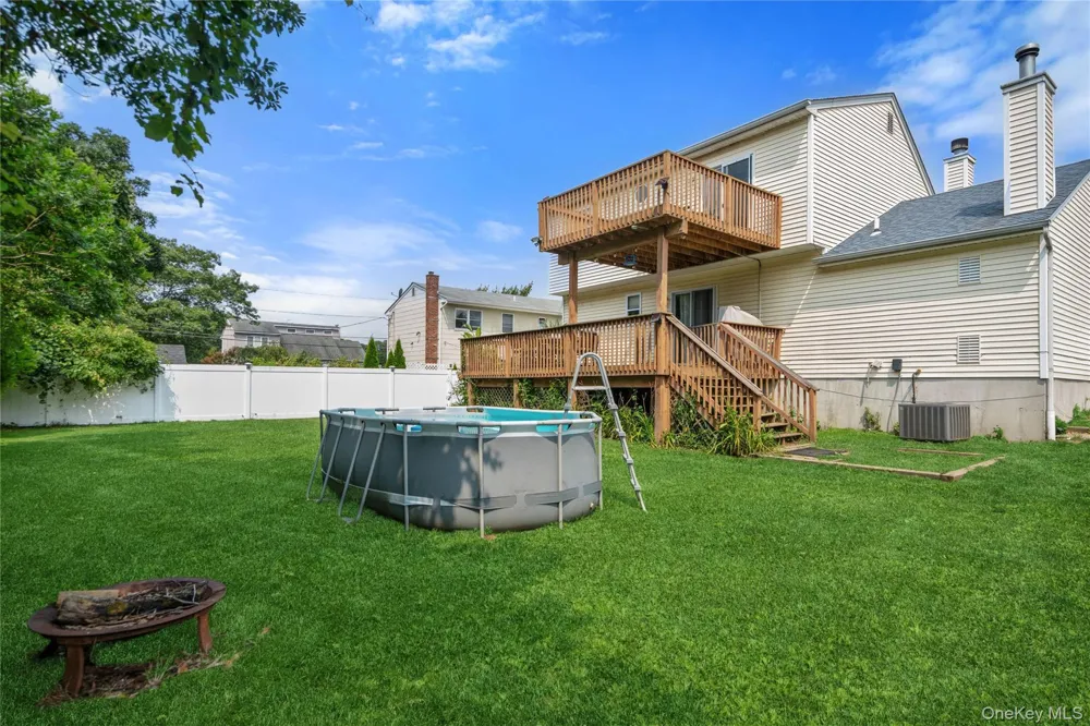 62 Lombardy Drive Shirley, NY 11967