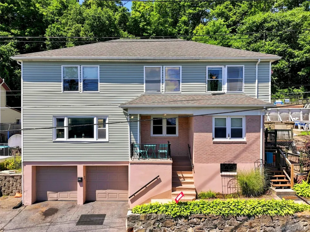 94 Mearns Avenue Highland Falls, NY 10928
