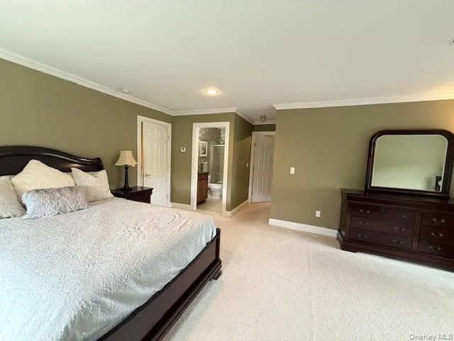129 Maya Circle Central Islip, NY 11722