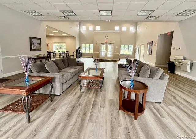 129 Maya Circle Central Islip, NY 11722