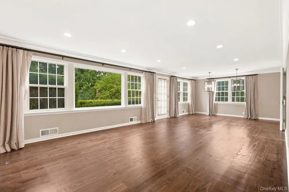 11 Tyler Road Scarsdale, NY 10583