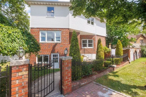 1340 Siegfried Place
