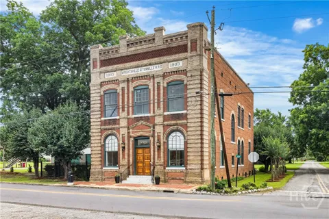 103 W South Central Avenue