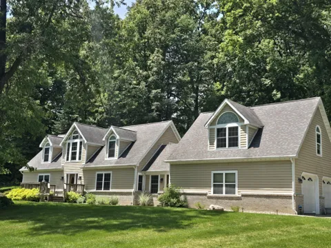 2688 Goldring Road