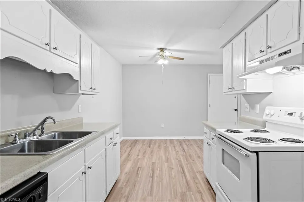 2230 Sunderland Road #42E Winston-Salem, NC 27103