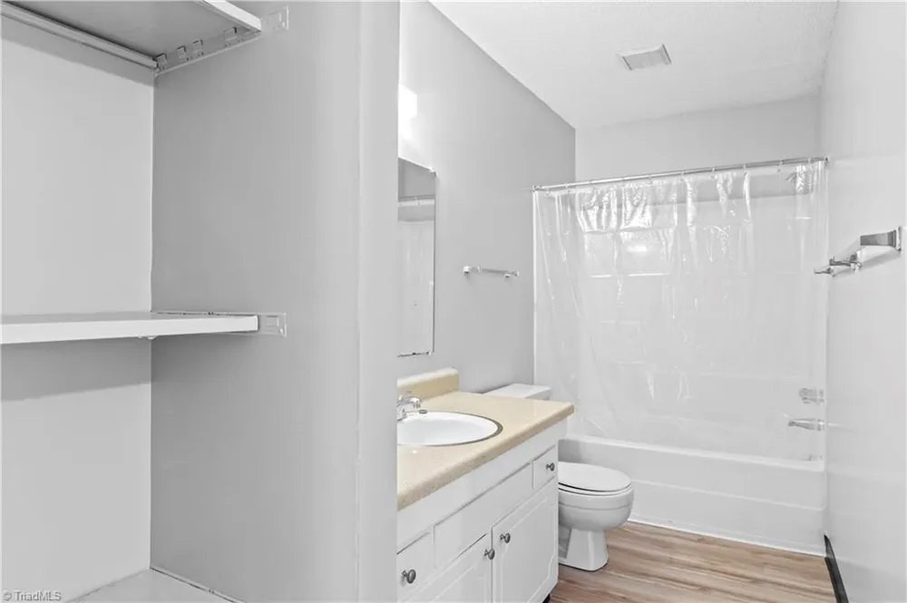 2230 Sunderland Road #42E Winston-Salem, NC 27103