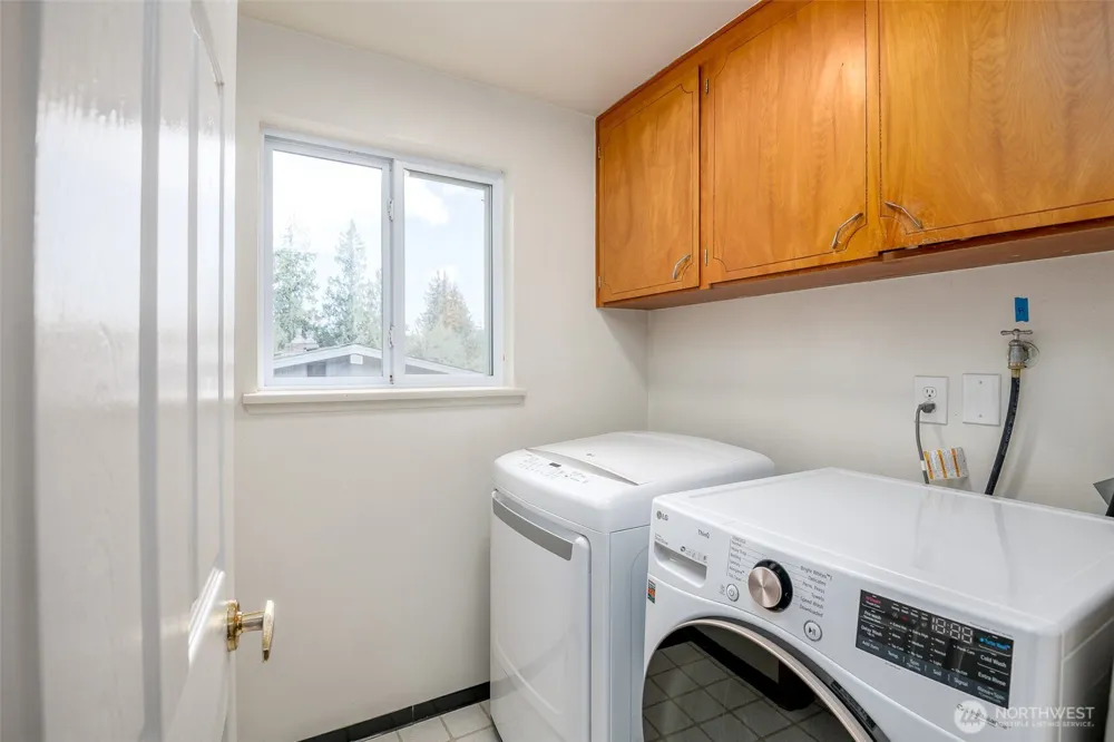 424 119th Avenue E Edgewood, WA 98372