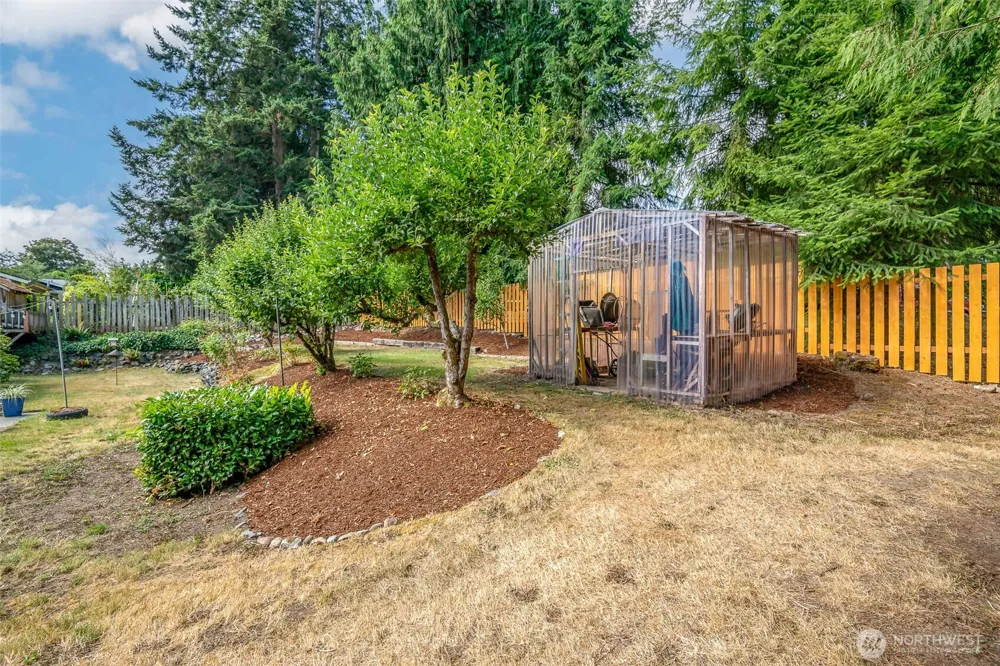 424 119th Avenue E Edgewood, WA 98372