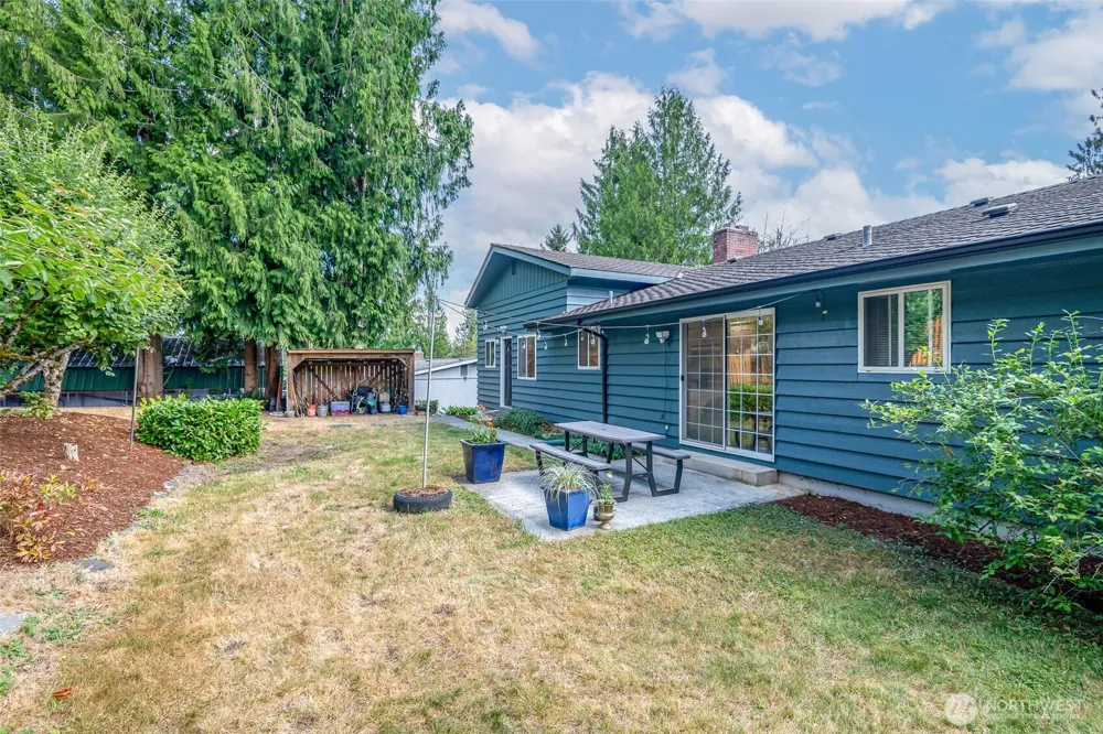 424 119th Avenue E Edgewood, WA 98372