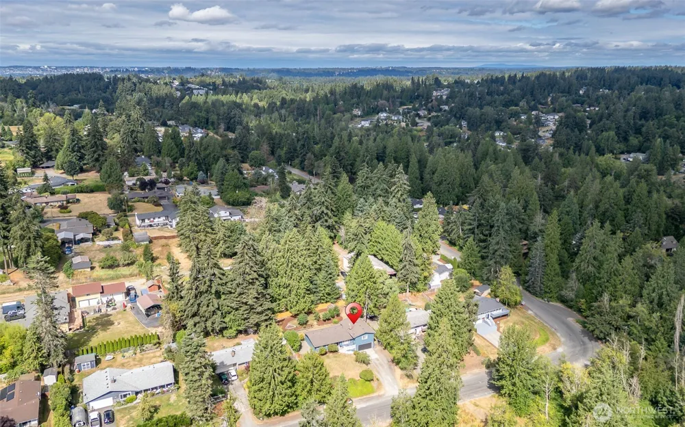 424 119th Avenue E Edgewood, WA 98372