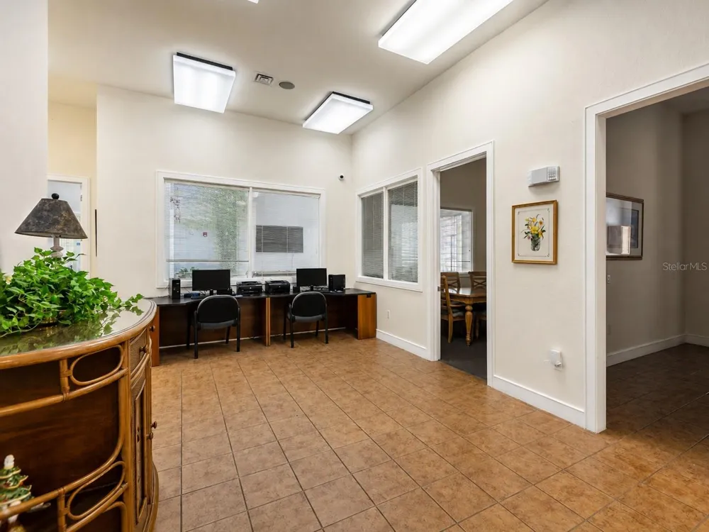 8294 KEY ROYAL CIRCLE #1631 Naples, FL 34119