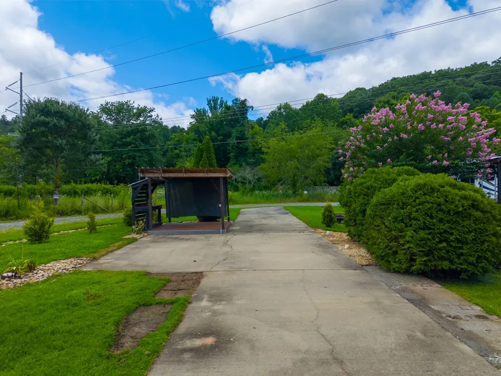 Timber Leaf Dr Sylva, NC 28779
