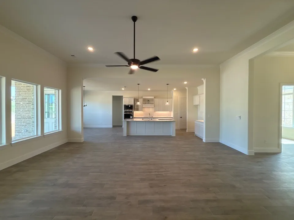 705 Water Side Drive Van Alstyne, TX 75495