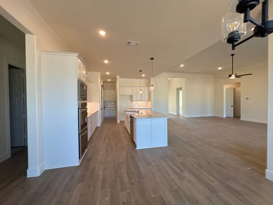 705 Water Side Drive Van Alstyne, TX 75495