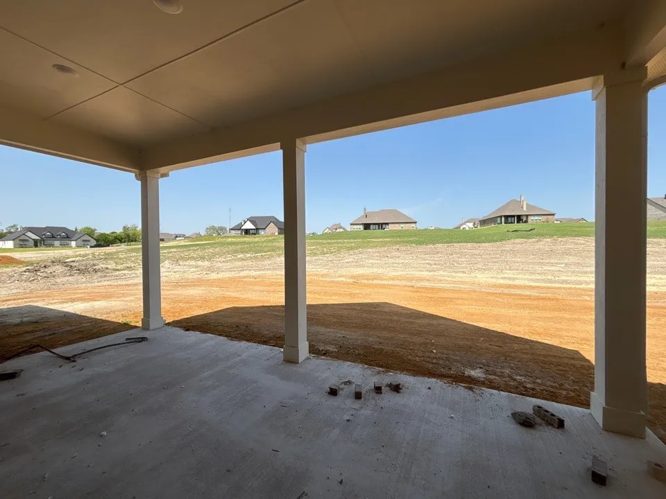 705 Water Side Drive Van Alstyne, TX 75495