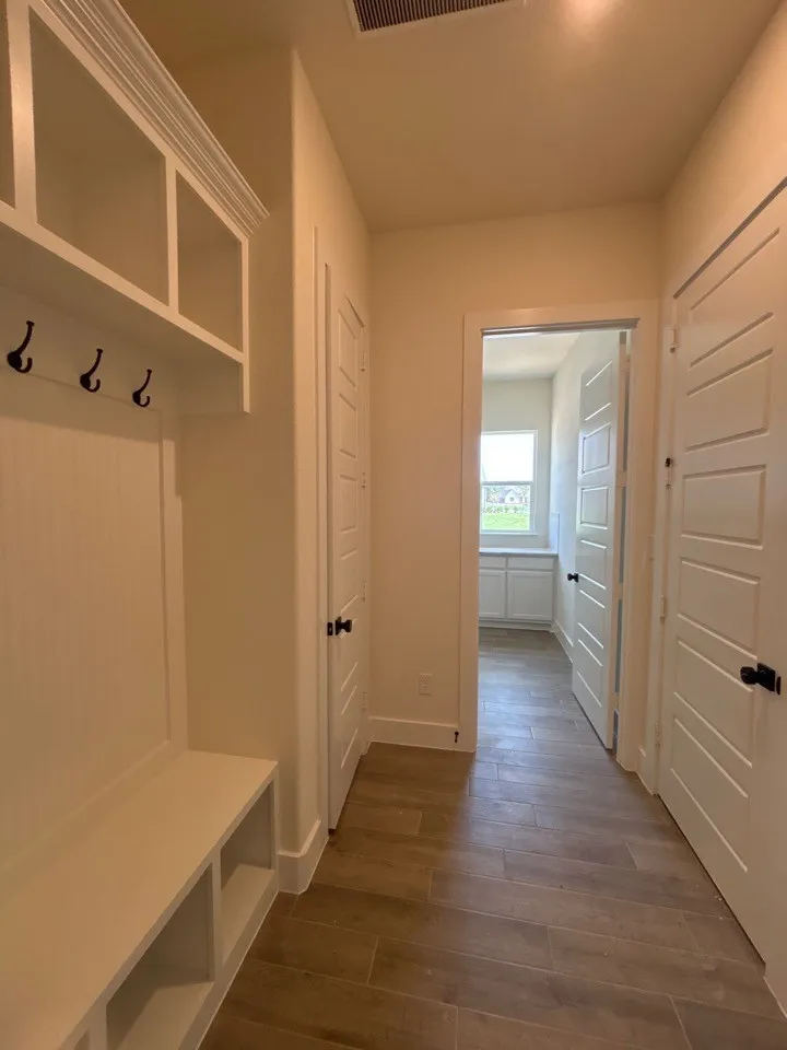 705 Water Side Drive Van Alstyne, TX 75495
