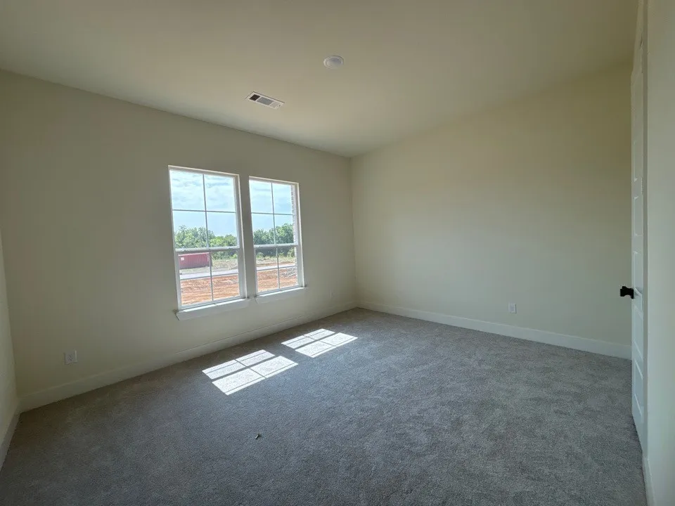 705 Water Side Drive Van Alstyne, TX 75495