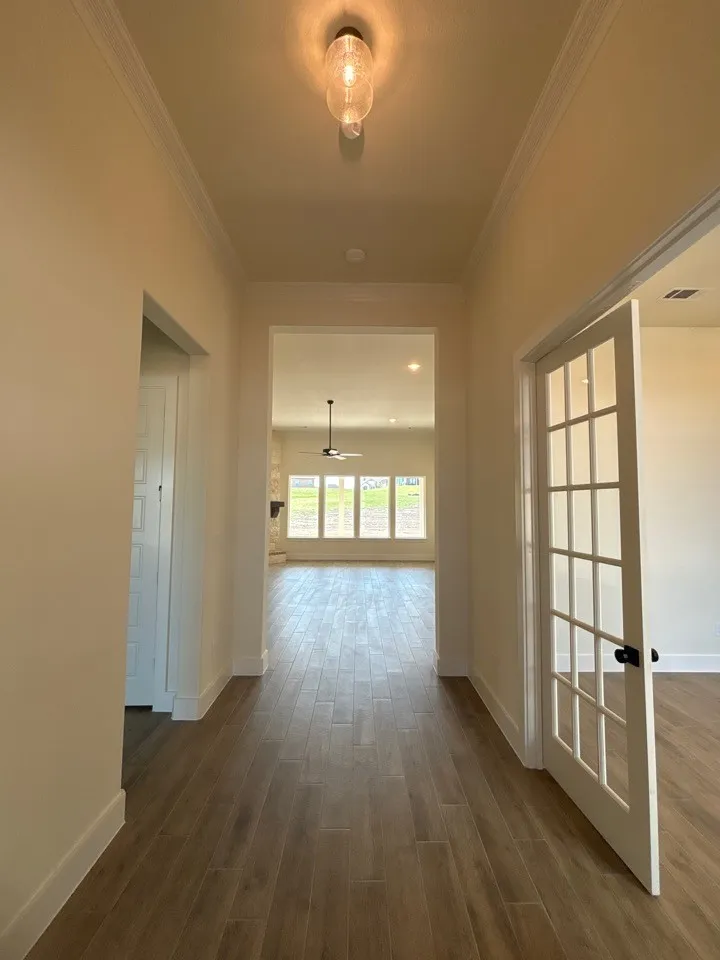 705 Water Side Drive Van Alstyne, TX 75495