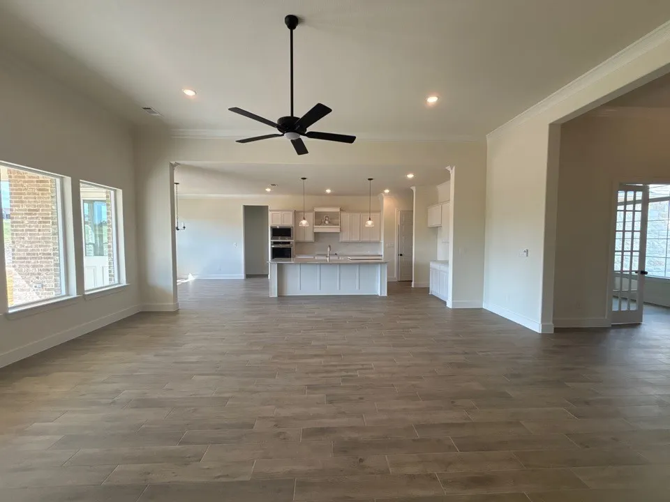 705 Water Side Drive Van Alstyne, TX 75495