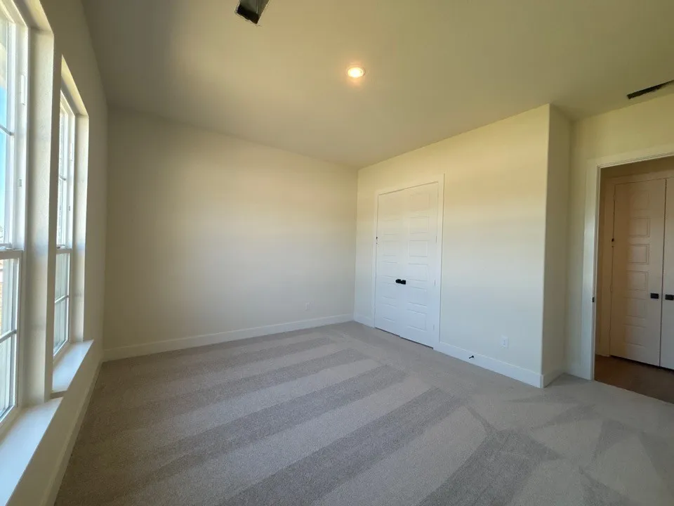 705 Water Side Drive Van Alstyne, TX 75495