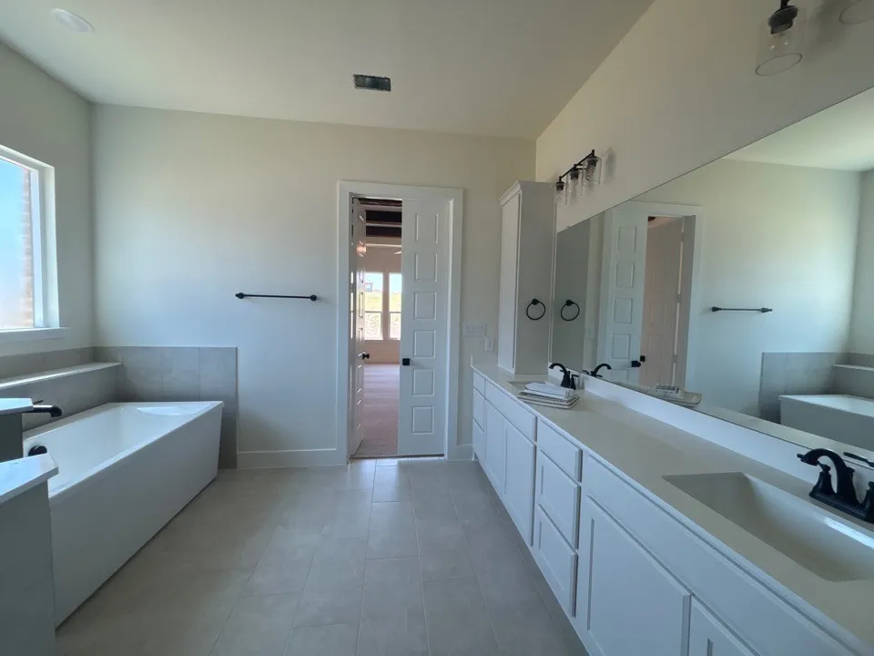 705 Water Side Drive Van Alstyne, TX 75495