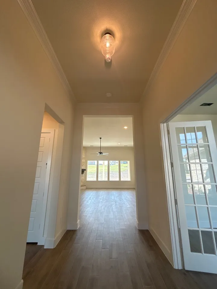 705 Water Side Drive Van Alstyne, TX 75495
