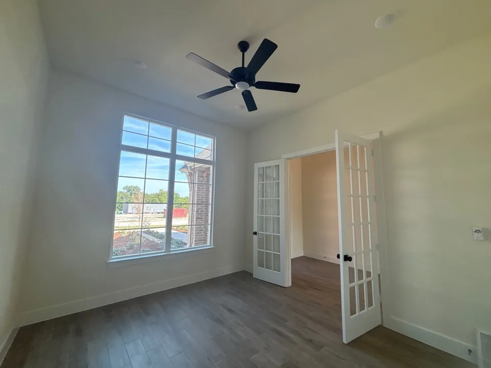 705 Water Side Drive Van Alstyne, TX 75495