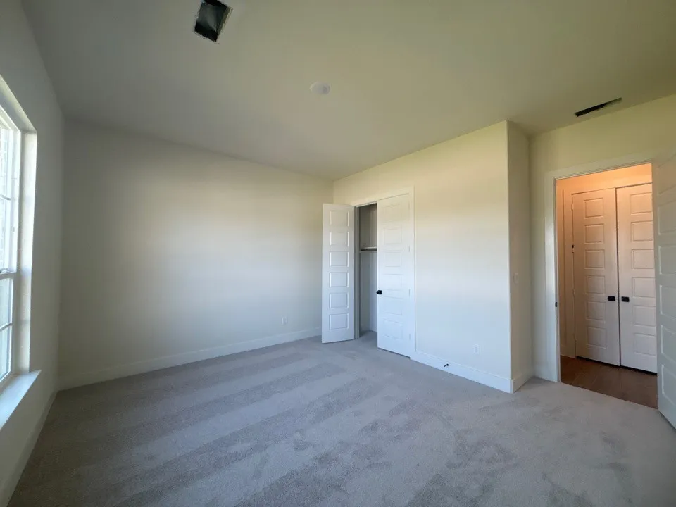 705 Water Side Drive Van Alstyne, TX 75495