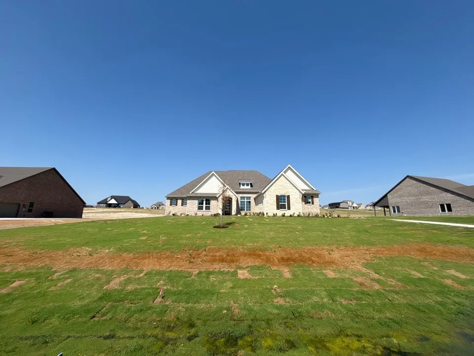 705 Water Side Drive Van Alstyne, TX 75495