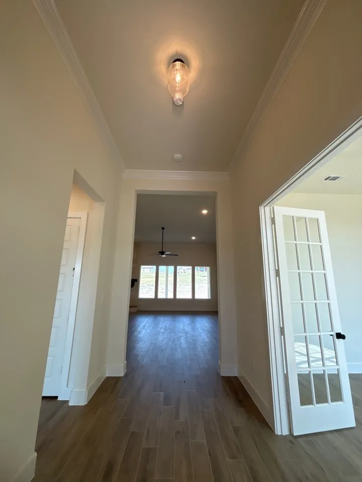 705 Water Side Drive Van Alstyne, TX 75495
