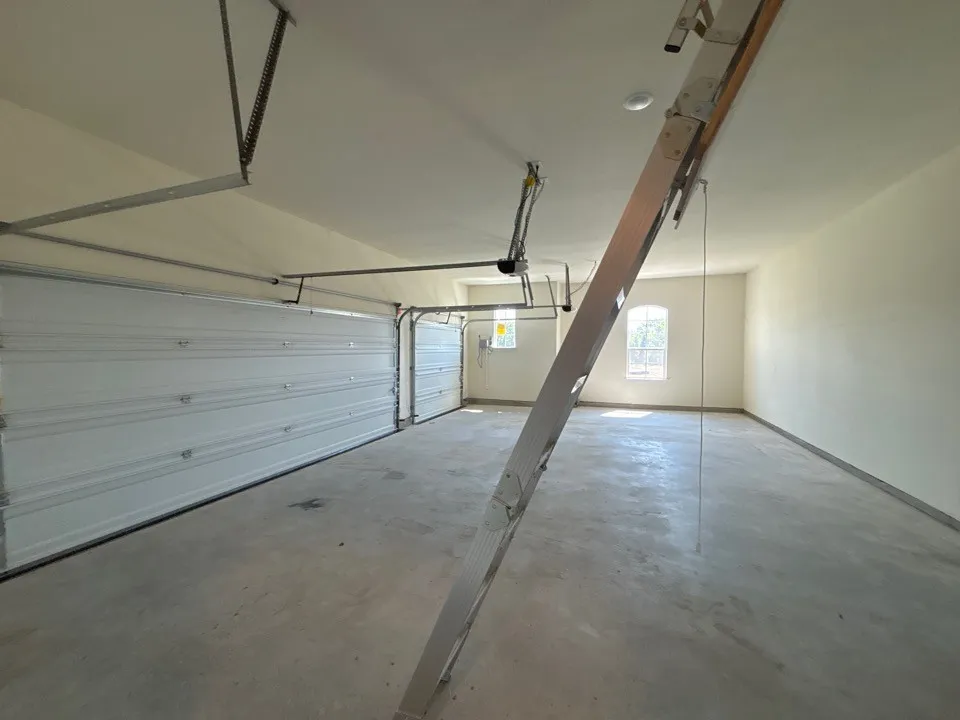 705 Water Side Drive Van Alstyne, TX 75495